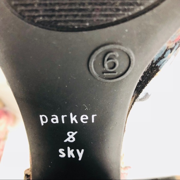 Parker & Sky Velvet Floral Chunky Platform Heels - Picture 6 of 6